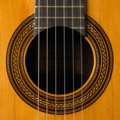 1912 Manuel Ramirez guitar rosette