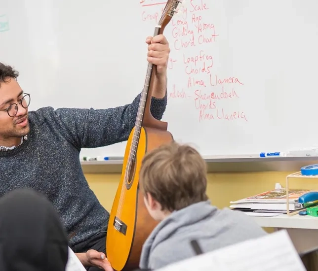 A SFCM student teaching young children