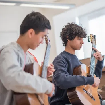 Guitar students at SFCM.