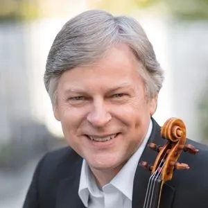 Simon James Headshot