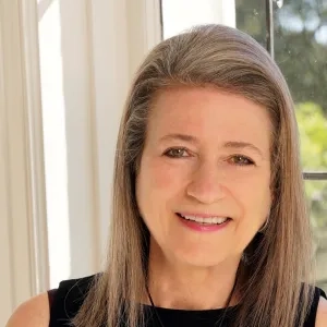 Patricia Kristof Moy headshot