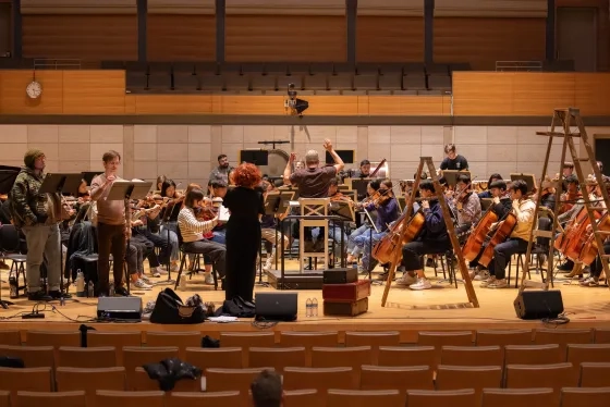 Meow Meow in rehearsal with the SFCM Orchestra. Meow Meow in rehearsal with the SFCM Orchestra.