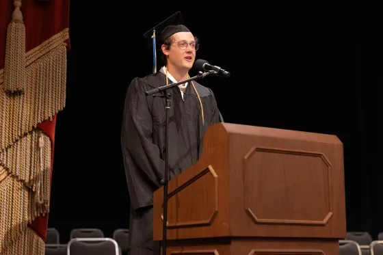 Alan Jones speaks at SFCM's 2025 commencement.