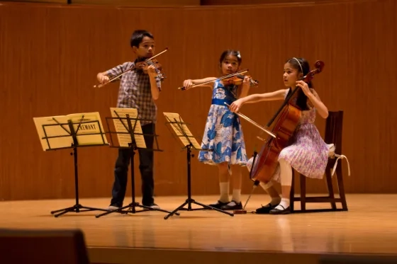 Dustin, Valery, and Starla Breshears perform at SFCM in 2017.