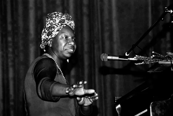 Nina Simone in 1982. (Credit: Roland Godefroy)