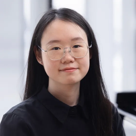 Starr Chen headshot