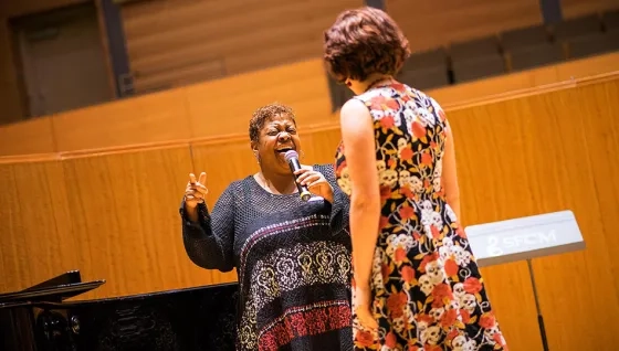 Faculty member, Carmen Bradford, teaching a master class at SFCM