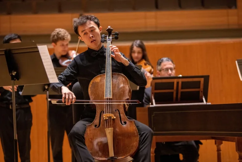 Historical Performance HP Cello