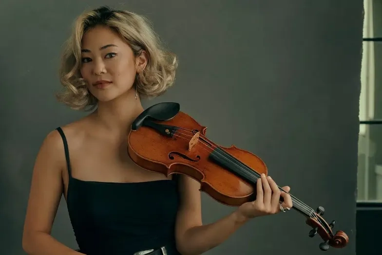 Simone Porter, violin