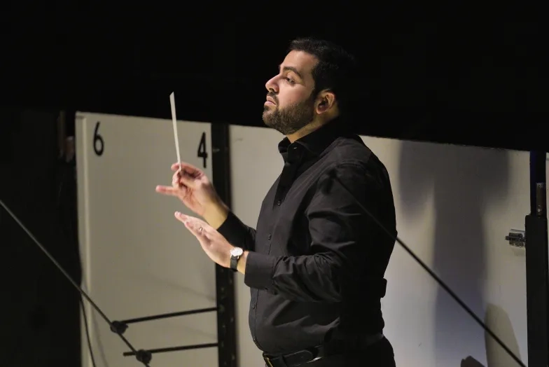 Louis Lohraseb conduct