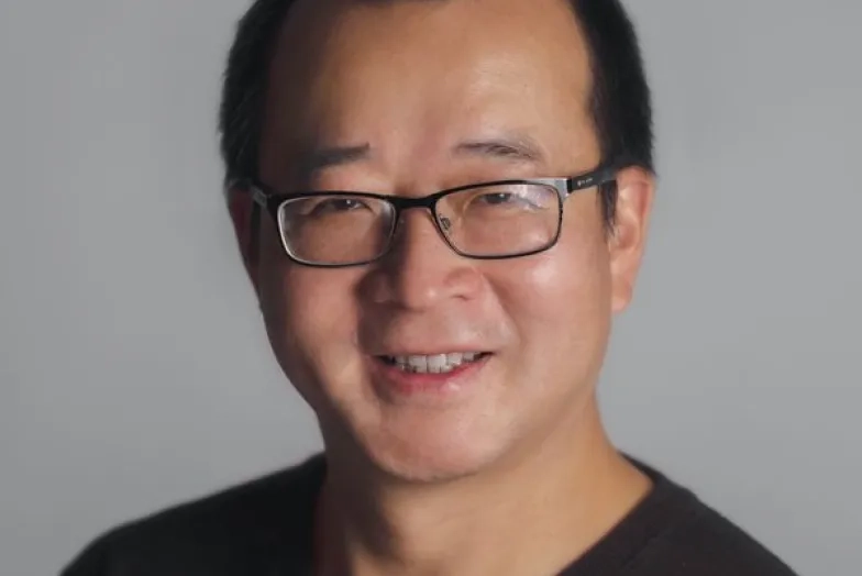 Jeff Gao Headshot