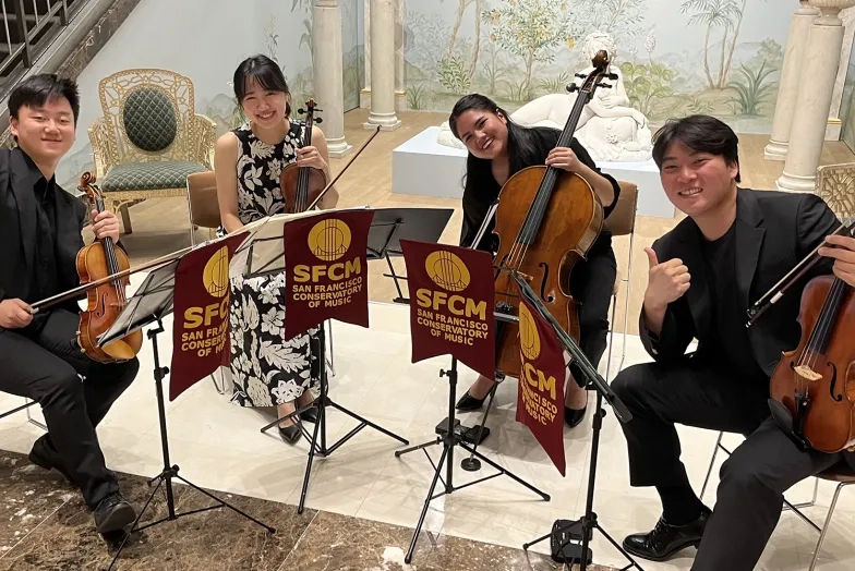 Sfcm students perform at Getty Auction