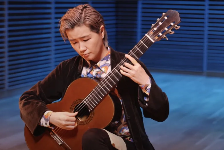 SFCM guitar instructor Meng Su.