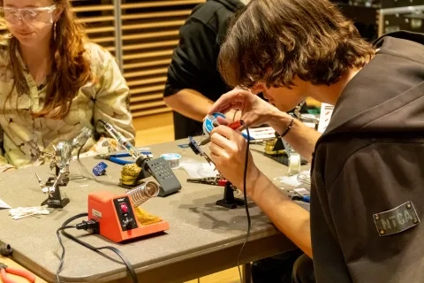 SFCM's microphone building class.